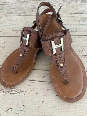 Tommy Hilfiger Thong Sandal, Size 8M